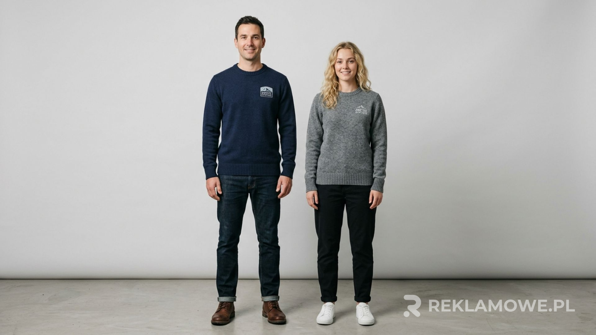 Swetry reklamowe w kampaniach sezonowych na jesień i zimę